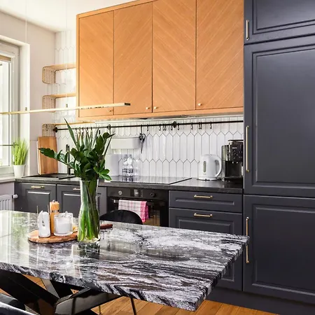 Lesna Luxury Apartamento *